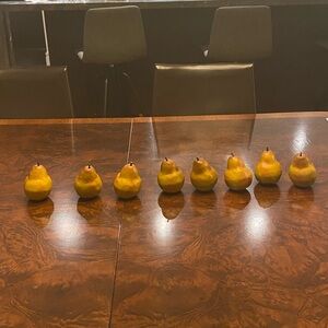 Decorative Yellow Pears Set